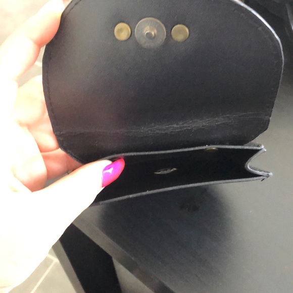 Pouch - Picture 3 of 4